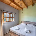 Lito Villa *