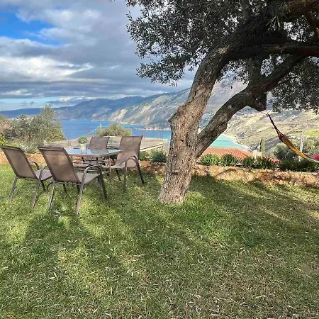 Lito Villa Zola
